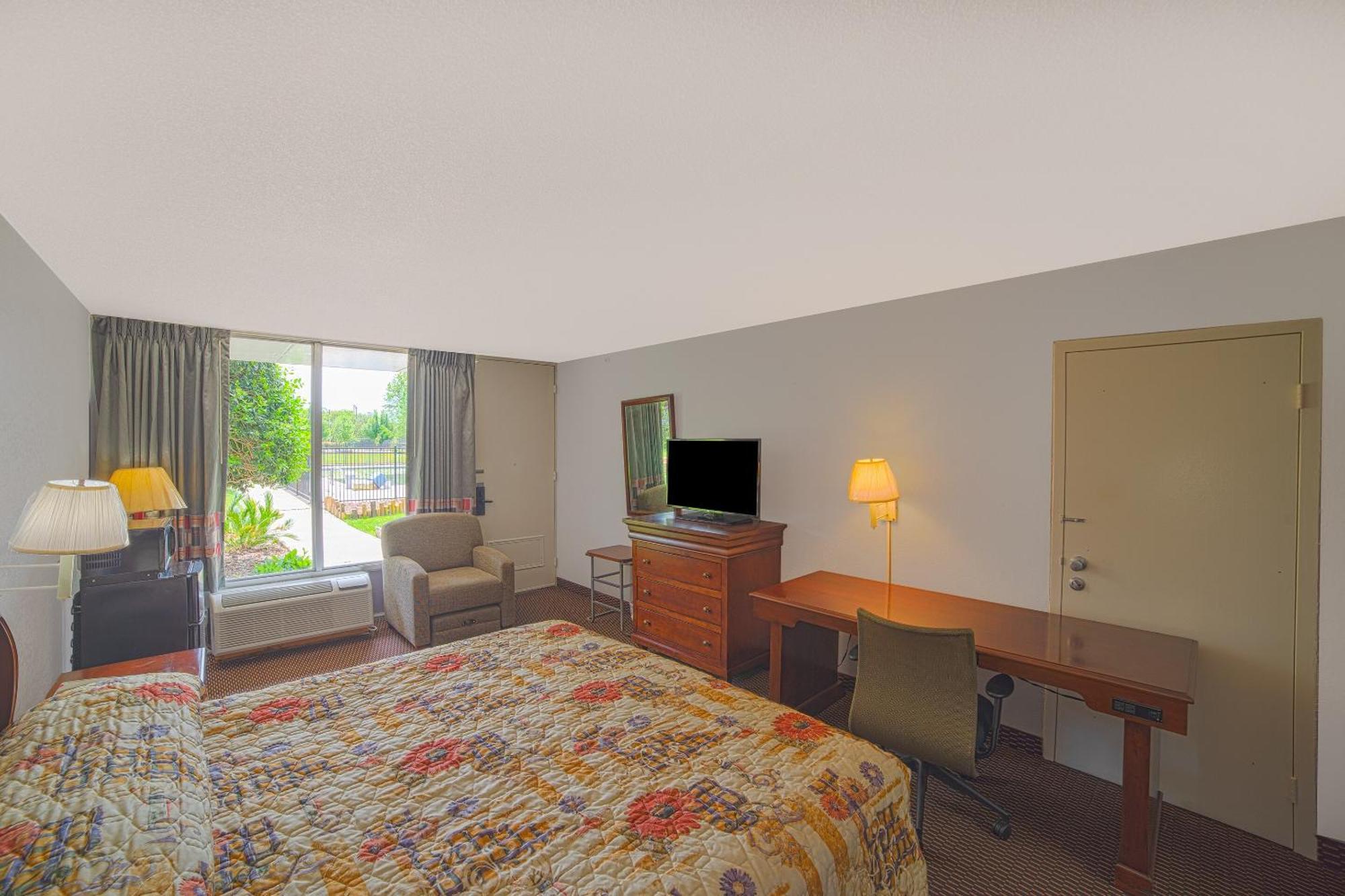 Masters Inn Selma Smithfield I-95 By Oyo Екстер'єр фото