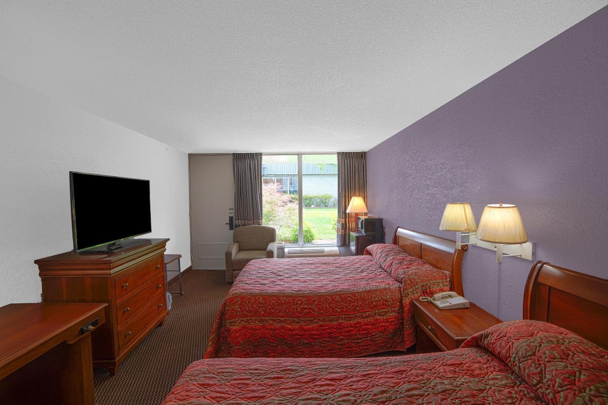 Masters Inn Selma Smithfield I-95 By Oyo Екстер'єр фото