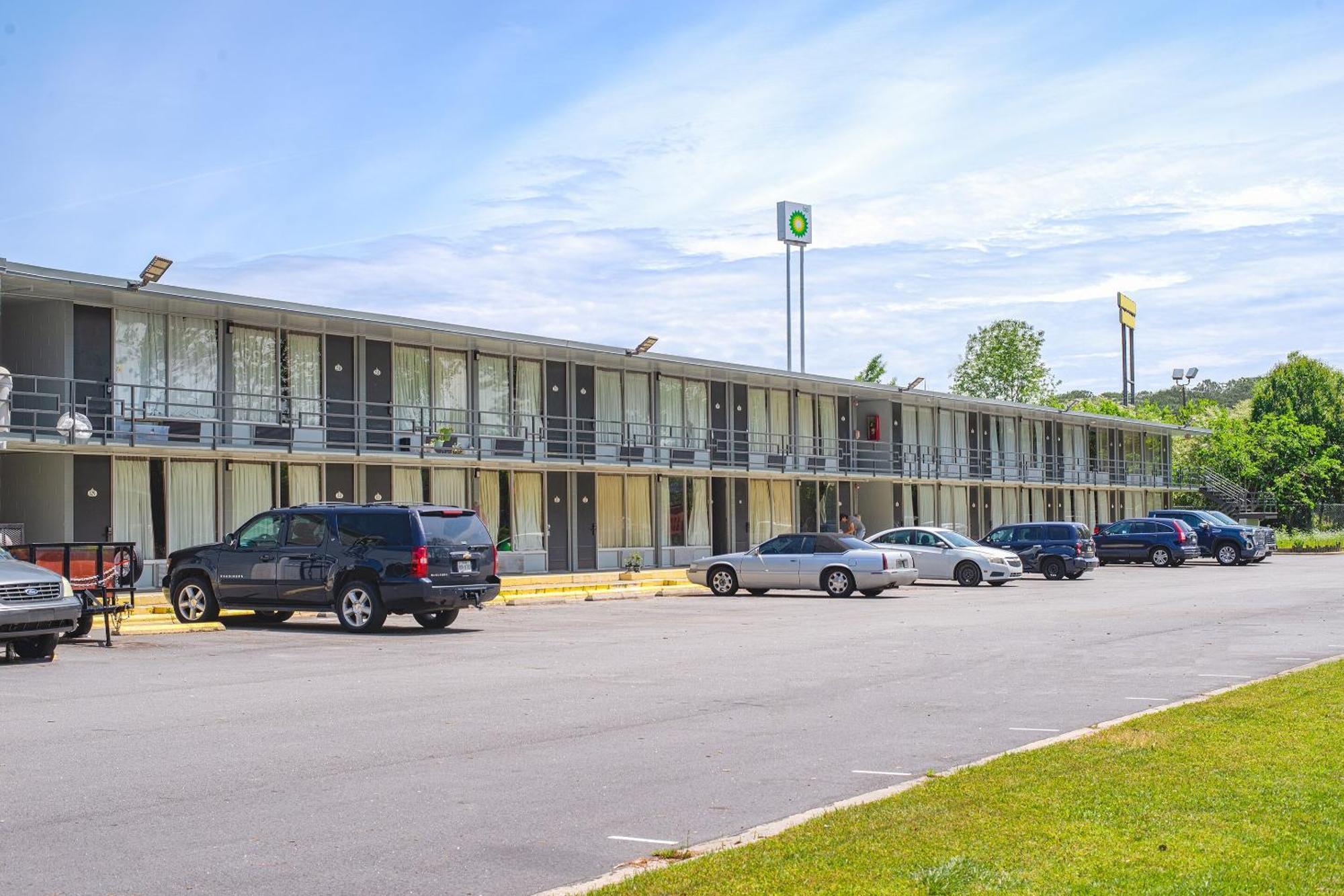 Masters Inn Selma Smithfield I-95 By Oyo Екстер'єр фото