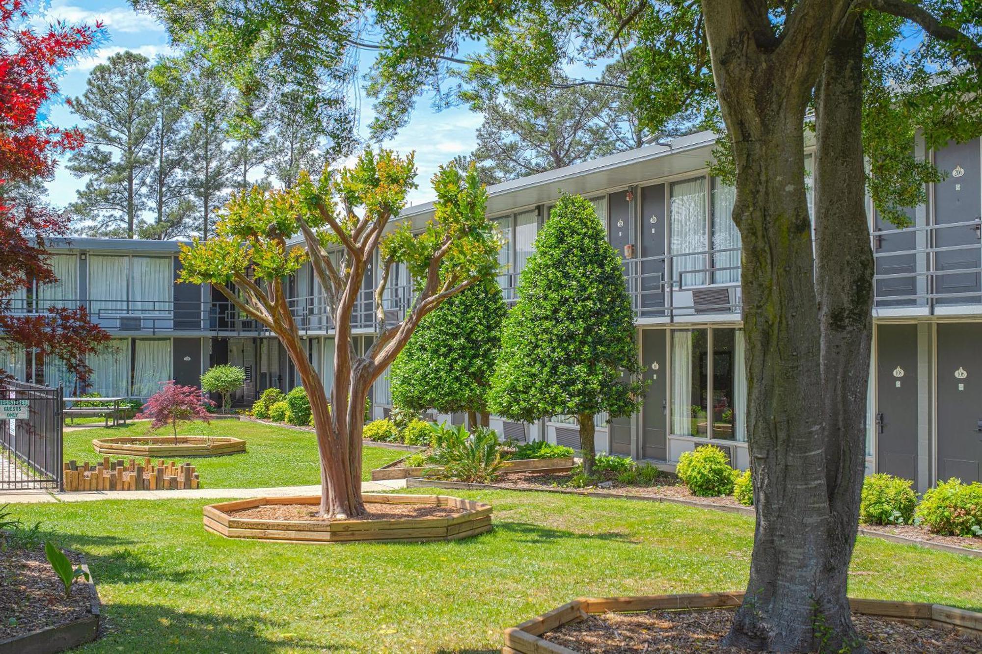Masters Inn Selma Smithfield I-95 By Oyo Екстер'єр фото