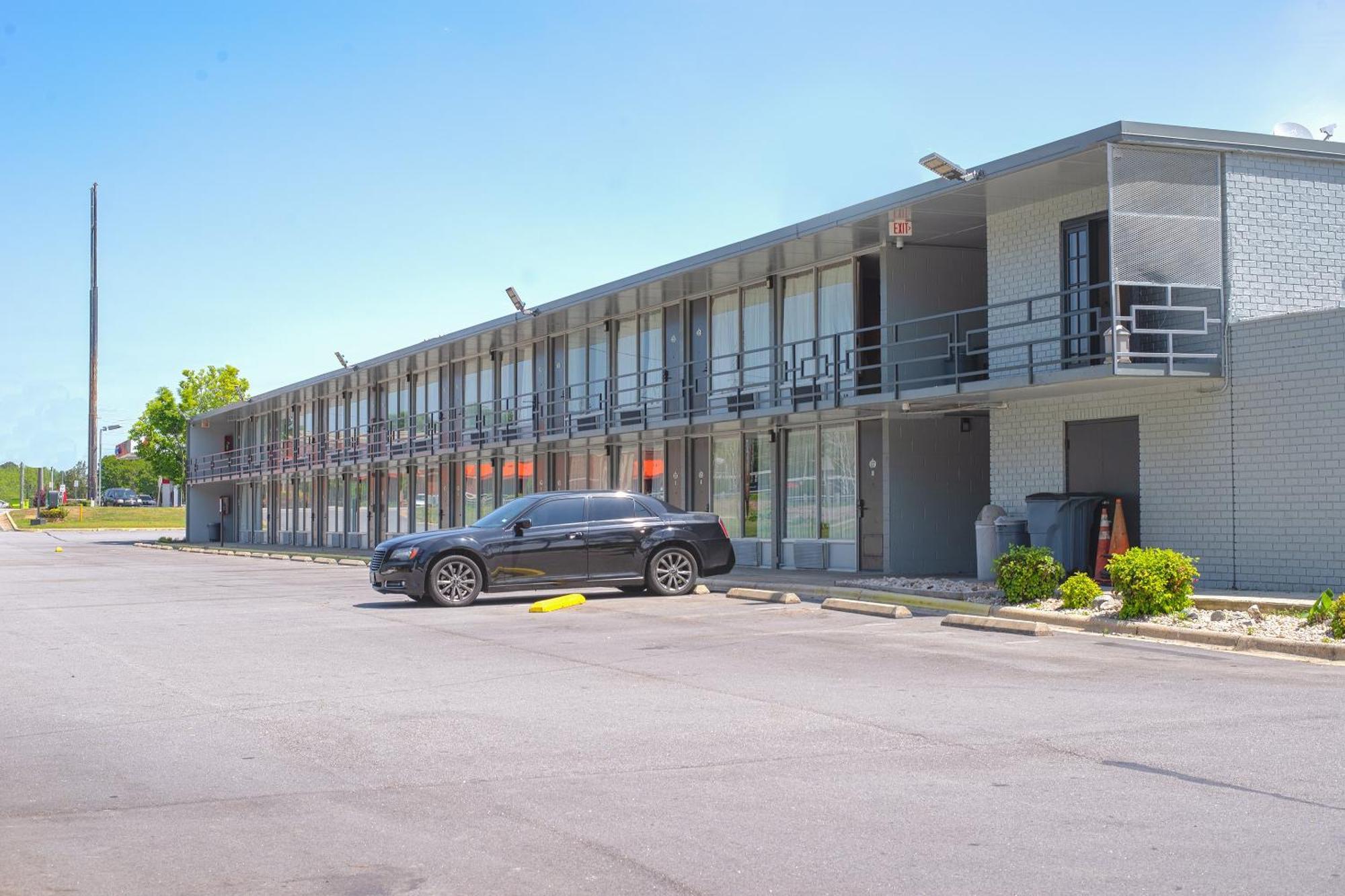 Masters Inn Selma Smithfield I-95 By Oyo Екстер'єр фото