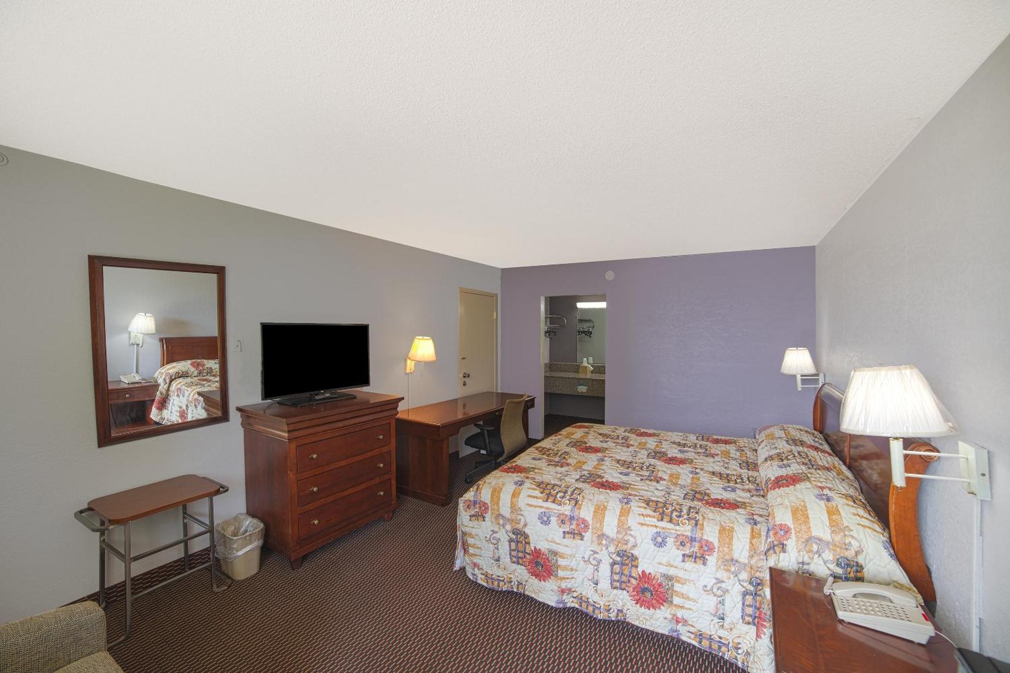 Masters Inn Selma Smithfield I-95 By Oyo Екстер'єр фото