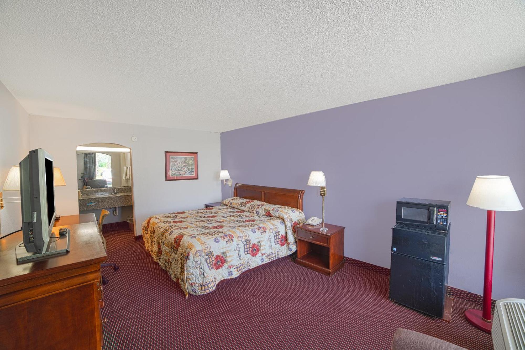 Masters Inn Selma Smithfield I-95 By Oyo Екстер'єр фото
