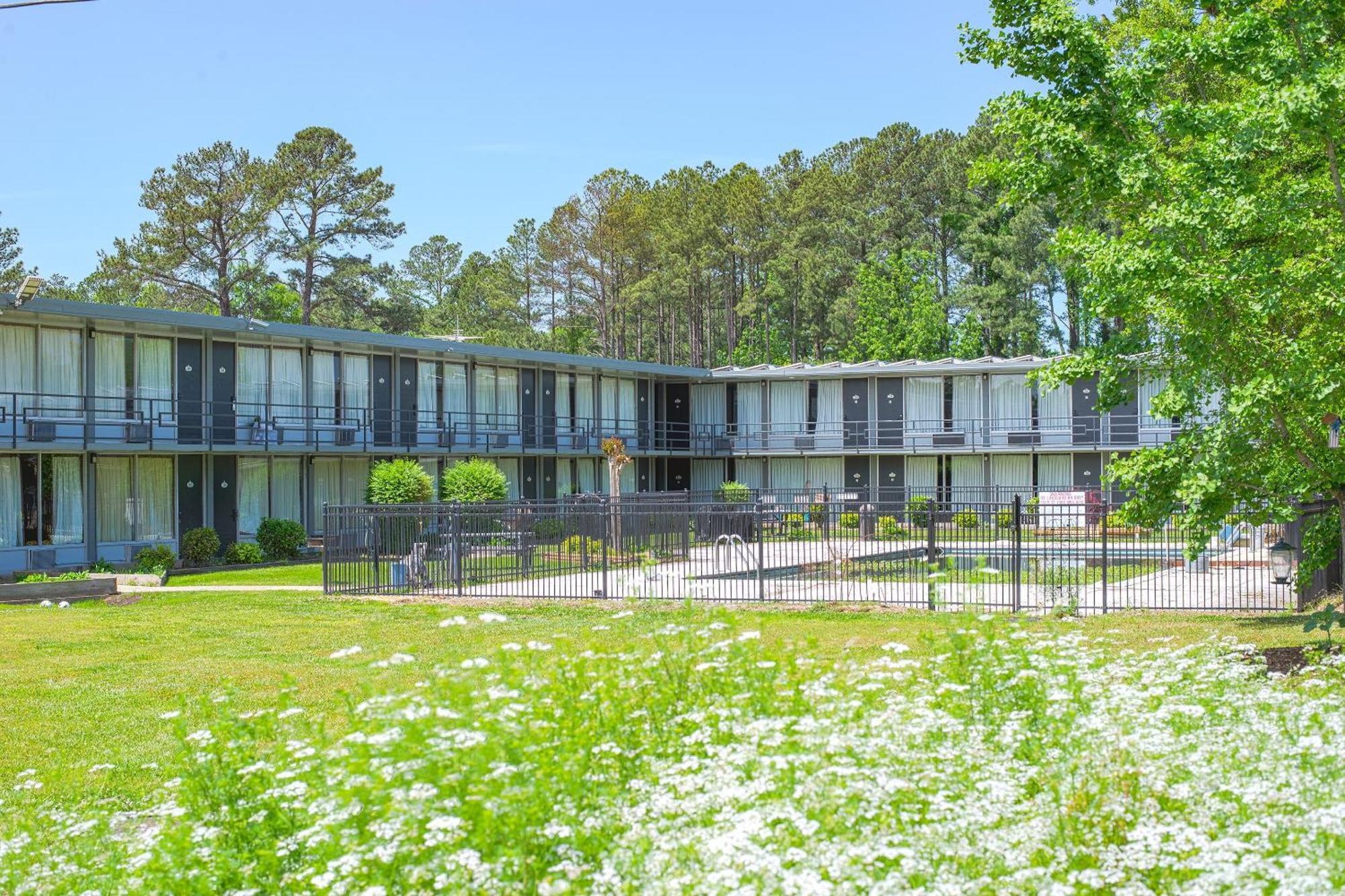 Masters Inn Selma Smithfield I-95 By Oyo Екстер'єр фото