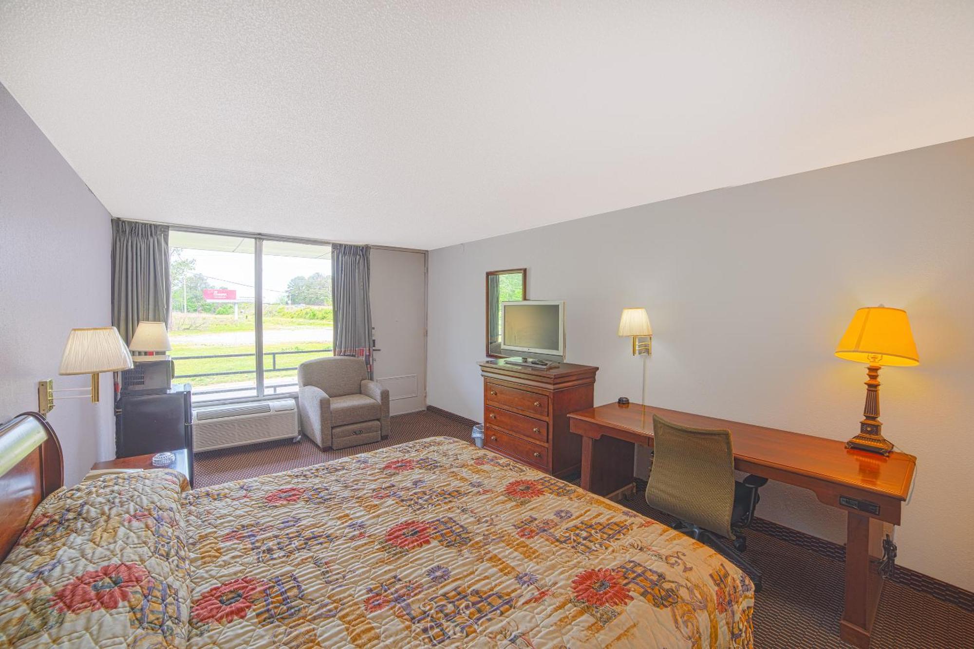 Masters Inn Selma Smithfield I-95 By Oyo Екстер'єр фото